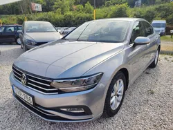 Silber Gebraucht 2021 VW Passat Business Limousine | 19.500 € (Fairer Preis)