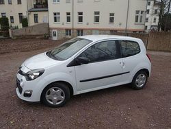Weiß Gebraucht 2014 Renault Twingo Kleinwagen | 4.000 € (Fairer Preis)