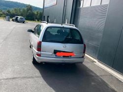 Silber Gebraucht 2004 Opel Omega Kombi | 2.899 € (Teuer)