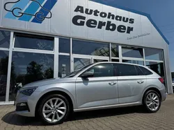 Silber Gebraucht 2024 Skoda Scala Style Kleinwagen | 22.950 € (Fairer Preis)