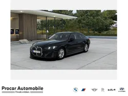 Schwarz uni Neu 2025 BMW 420 Coupé | 48.999 €