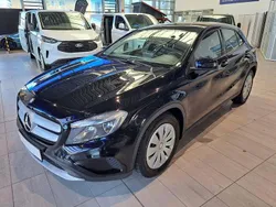Schwarz Gebraucht 2016 Mercedes GLA200 SUV | 14.500 € (Superpreis)