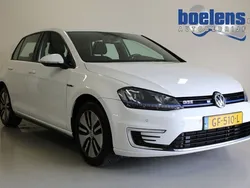 Weiß Gebraucht 2015 VW Golf VII GTE Limousine | 14.877 € (Fairer Preis)