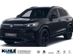 Schwarz (grenadillschwarz) Neu 2025 VW Tiguan R-line SUV | 65.900 €