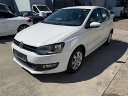 Candyweiß Gebraucht 2011 VW Polo Highline Limousine | 5.499 € (Fairer Preis)