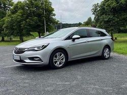 Silber Gebraucht 2017 Opel Astra Business Kombi | 8.599 € (Fairer Preis)