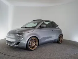 Grau Neu 2025 Fiat 500e Cabrio | 74.990 €