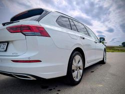 Weiß Gebraucht 2022 VW Golf VIII Style Limousine | 20.900 € (Guter Preis)