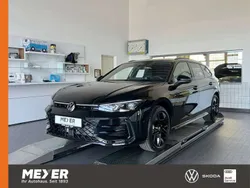 Grenadillschwarz metallic Neu 2025 VW Passat R-line Kombi | 47.890 € (Superpreis)