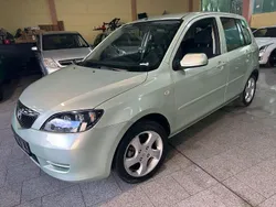 Grün Gebraucht 2006 Mazda 2 Active Limousine | 3.490 € (Fairer Preis)