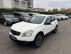 Weiß Gebraucht 2009 Nissan Qashqai Visia SUV | 3.750 € (Fairer Preis)