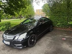 Schwarz Gebraucht 2012 Mercedes E350 Coupé | 10.000 € (Fairer Preis)