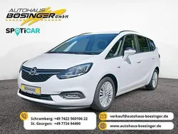 Schneeweiss/summitwhite/arctic Gebraucht 2018 Opel Zafira Tourer Van / Kleinbus | 18.990 € (Etwas zu teuer)