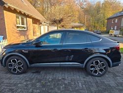 Schwarz Gebraucht 2023 Renault Arkana Techno SUV | 20.990 € (Guter Preis)