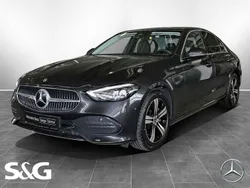 Grau Gebraucht 2023 Mercedes C200 Avantgarde Limousine | 34.660 € (Fairer Preis)
