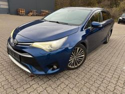 Blau Gebraucht 2016 Toyota Avensis Kombi | 5.000 €