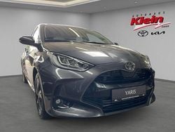 Grau Neu 2025 Toyota Yaris Hybrid Comfort Limousine | 26.977 € (Fairer Preis)
