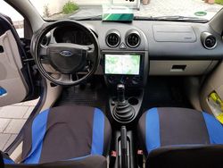 Blau Gebraucht 2003 Ford Fiesta Kleinwagen | 1.000 € (Fairer Preis)