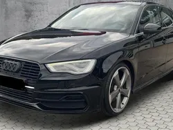 Schwarz Gebraucht 2015 Audi A3 Sportback e-tron Limousine | 16.000 €