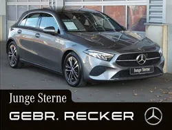 lack mountaingrau Gebraucht 2023 Mercedes A200 Progressive Limousine | 29.850 € (Etwas zu teuer)