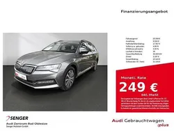 Graphitegrau met. Gebraucht 2022 Skoda Superb Ambition Kombi | 25.990 € (Teuer)