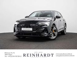 Mythosschwarz metallic Gebraucht 2022 Audi e-tron Black Edition SUV | 44.705 € (Fairer Preis)