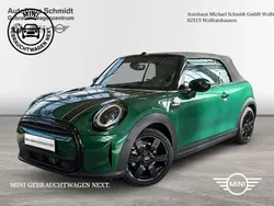 British racing green (metallic) Gebraucht 2024 Mini Cooper Cabriolet Cabrio | 29.330 € (Fairer Preis)