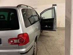 Grau Gebraucht 2005 VW Sharan Goal Van / Kleinbus | 1.100 €