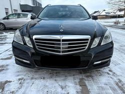 Schwarz Gebraucht 2012 Mercedes E300 Avantgarde Kombi | 7.900 € (Superpreis)