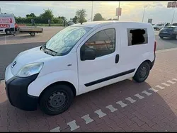 Weiß Gebraucht 2014 Peugeot Bipper Van / Kleinbus | 2.800 €