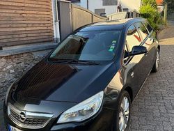 Schwarz Gebraucht 2012 Opel Astra Kombi | 2.990 € (Fairer Preis)