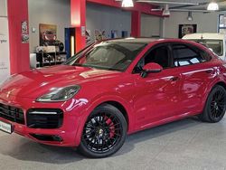 Rot Gebraucht 2021 Porsche Cayenne SUV | 82.800 € (Fairer Preis)
