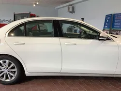 Weiß Gebraucht 2016 Mercedes E200 Limousine | 21.000 € (Guter Preis)