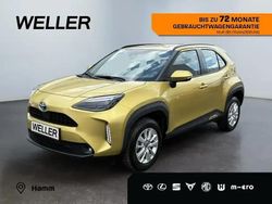 Gold Gebraucht 2024 Toyota Yaris Cross Team SUV | 23.780 € (Fairer Preis)