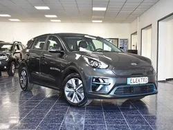Grau Gebraucht 2021 Kia e-Niro Edition 7 SUV | 16.470 € (Fairer Preis)