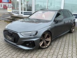 Grau Gebraucht 2021 Audi RS4 Sport Kombi | 64.900 € (Fairer Preis)