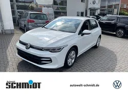 Pure white Gebraucht 2024 VW Golf VIII R Limousine | 22.985 € (Superpreis)