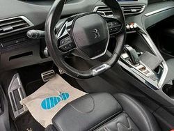 Weiß Gebraucht 2018 Peugeot 3008 GT-line SUV | 16.800 € (Fairer Preis)