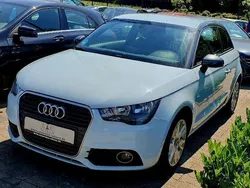 Blau Gebraucht 2011 Audi A1 Ambition Kleinwagen | 9.910 € (Guter Preis)
