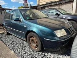 Grün Gebraucht 2002 VW Bora Comfortline Limousine | 499 € (Superpreis)