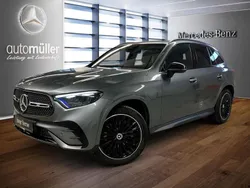 Grau Gebraucht 2023 Mercedes GLC300e Night SUV | 59.480 € (Fairer Preis)