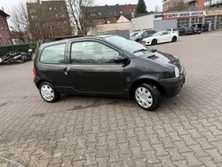 Schwarz Gebraucht 2002 Renault Twingo Kleinwagen | 1.700 €