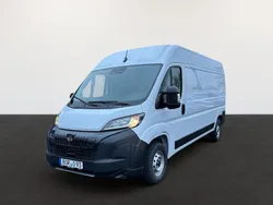 Kaolinweiß Gebraucht 2024 Peugeot Boxer Van | 29.490 € (Guter Preis)