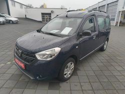 Blau Gebraucht 2019 Dacia Dokker Van / Kleinbus | 13.990 € (Fairer Preis)