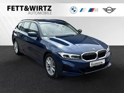 Phytonicblau metallic Gebraucht 2024 BMW 320 Kombi | 37.777 € (Fairer Preis)