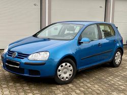 Blau Gebraucht 2005 VW Golf V Edition Kleinwagen | 2.799 € (Fairer Preis)