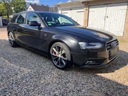 Schwarz Gebraucht 2012 Audi A4 S-Line Kombi | 7.290 € (Superpreis)