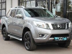 Grau Gebraucht 2018 Nissan Navara Tekna Abholung | 29.900 € (Teuer)