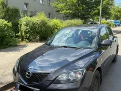 Grau Gebraucht 2006 Mazda 3 Limousine | 800 €