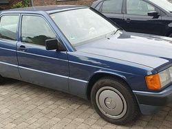 Blau Gebraucht 1990 Mercedes 190 Limousine | 10.450 €